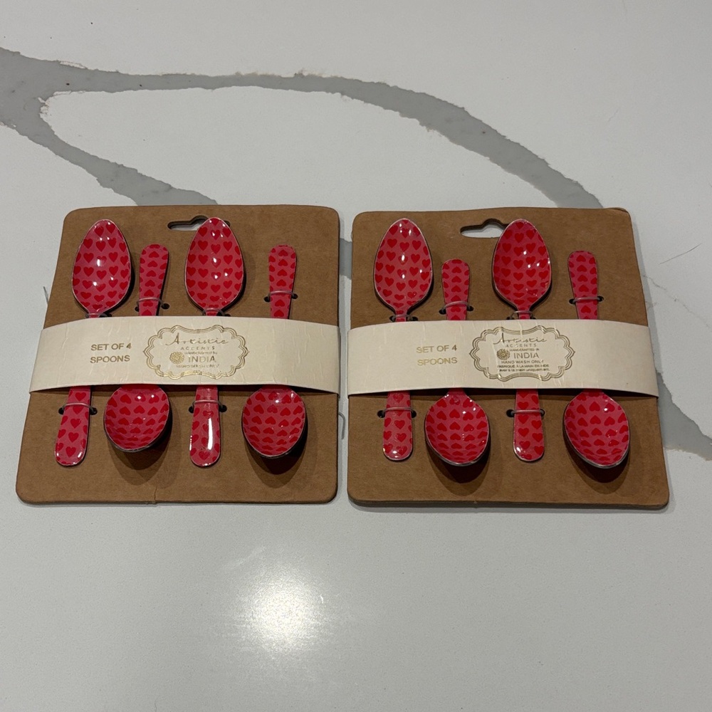 Red Heart Patterned Spoons Set by Artisans of India… 2 Packs of 4… NWT - Picture 2 of 4